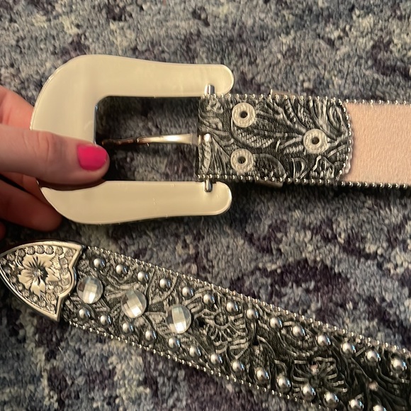 Gorgeous western bling cowgirl belt - Picture 7 of 7
